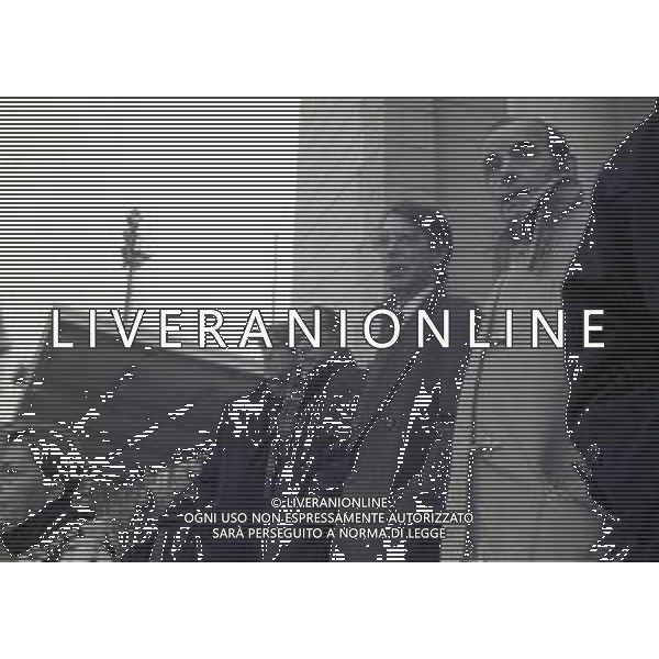 NEG-RETROSPETTIVA MASSIMO MORATTI PRESIDENTE INTER  NELLA FOTO MASSIMO MORATTI PRESIDENTE INTER CON LUIS SUAREZ E MARIO CORSO NELL\'ANNO 1995 ALLA\'ARENA DI MILANO AG ALDO LIVERANI SAS  