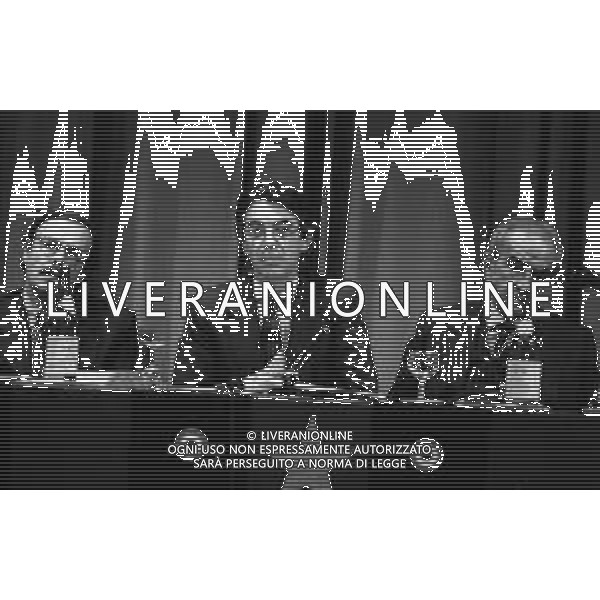 NEG-RETROSPETTIVA MASSIMO MORATTI PRESIDENTE INTER  NELLA FOTO MASSIMO MORATTI PRESIDENTE INTER CON RINALDO GHELFI E GIUSEPPE PRISCO NELL\'ANNO 1995 AL TEATRO DELLE ERBE A MILANO AG ALDO LIVERANI SAS 