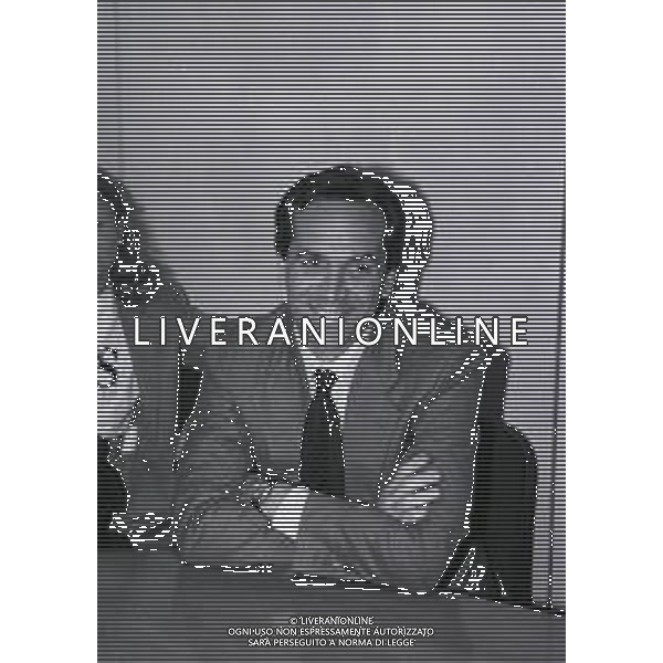 NEG-RETROSPETTIVA MASSIMO MORETTI AMMINISTRATORE DEL INTER CALCIO NELLA FOTO MASSIMO MORETTI OSPITE DELL REDAZIONE DELLA GAZZETTA DELLO SPORT SETTEMBRE 1992 A MILANO AG ALDO LIVERANI SAS
