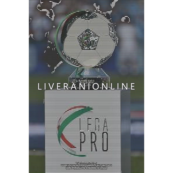 TVRG il trofeo per la vincitrice dei playoff della Lega Pro Serie C Lecco vs Foggia Lecco 18-06-2023 Stadio Mario Rigamonti - Mario Ceppi Campionato Serie C - finale playoff gara di ritorno foto Roberto Garavaglia/ag. Aldo Liverani sas / AGENZIA ALDO LIVERANI SAS