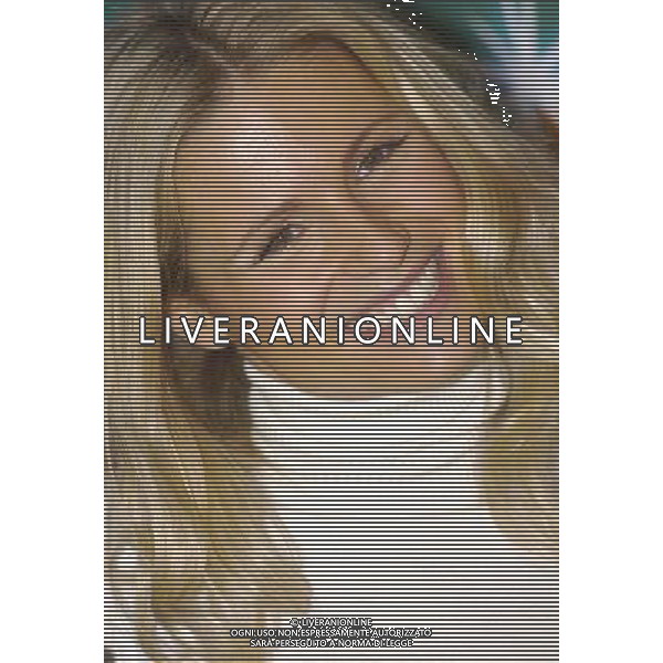 MILANO 24-11-05 CINEMA APOLLO PRESENTAZIONE SPETTACOLO TEATRALE \'TUTTI INSIEME APPASSIONATAMENTE\' NELLA FOTO: HUNZIKER MICHELLE PH: CAPRA/LIVERANI