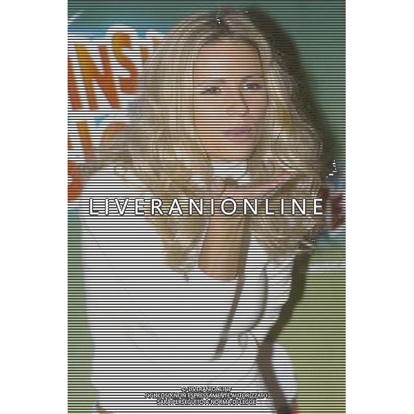 MILANO 24-11-05 CINEMA APOLLO PRESENTAZIONE SPETTACOLO TEATRALE \'TUTTI INSIEME APPASSIONATAMENTE\' NELLA FOTO: HUNZIKER MICHELLE PH: CAPRA/LIVERANI