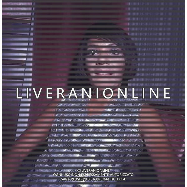 COL-RETROSPETTIVA SHIRLEY BASSEY CANTANTE NELLA FOTO SHIRLEY BASSEY FOTO ARNALDO LIVERANI-AG ALDO LIVERANI SAS