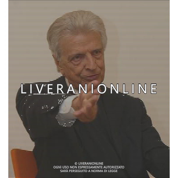MILANO 24/11/2005 LIBRERIA FELTRINELLI DI VIA MANZONI NELLA FOTO FURIO COLOMBO DIRETTORE DE: -L\' UNITA\'- FOTO ROMANO/AG ALDO LIVERANI