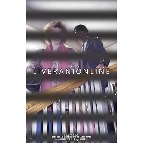 DIAP-RETROSPETTIVA ENRICA BONACCORTI ATTRICE E CONDUTTRICE TELEVISIVA NELLA FOTO ENRICA BONACCORTI CON ARNALDO DEL PèIAVE A ROMA NELL\'ANNO 1986 FOTO EDGARDO DELLA SCORCIOSA-AG ALDO LIVERANI SAS  