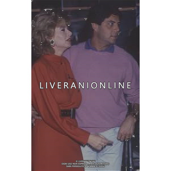 DIAP-RETROSPETTIVA ENRICA BONACCORTI ATTRICE E CONDUTTRICE TELEVISIVA NELLA FOTO ENRICA BONACCORTI CON ARNALDO DEL PèIAVE A ROMA NELL\'ANNO 1986 FOTO EDGARDO DELLA SCORCIOSA-AG ALDO LIVERANI SAS    