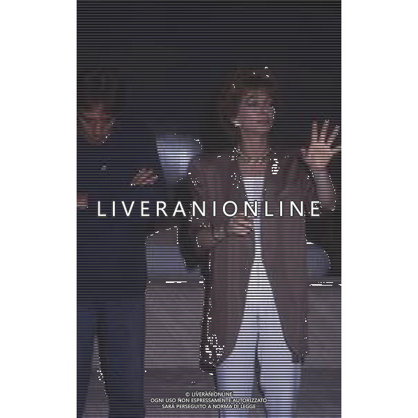 DIAP-RETROSPETTIVA ENRICA BONACCORTI ATTRICE E CONDUTTRICE TELEVISIVA NELLA FOTO ENRICA BONACCORTI CON WALTER CHIARI A ROMA NELL\'ANNO 1986 FOTO EDGARDO DELLA SCORCIOSA-AG ALDO LIVERANI SAS  