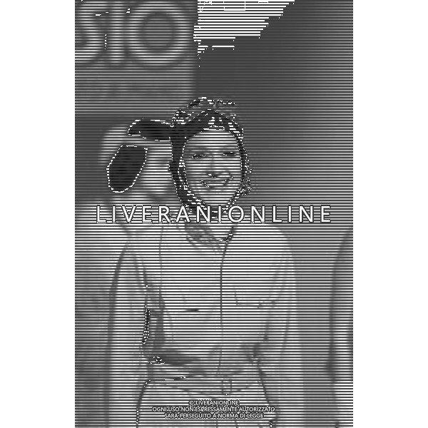 Neg- RETROSPETTIVA LORETTA GOGGI CANTANTE E CONDUTTRICE TELEVISIVA NELLA FOTO NEL 1985 AG ALDO LIVERANI SAS