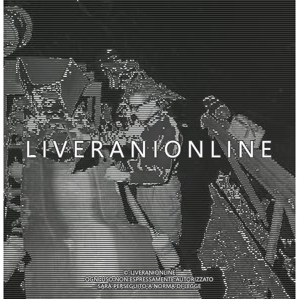 NEG-1963 ARMA DI TAGGIA LA BATTAGLIA DI SAN MARTINO PER LA COSTRUZIONE DELLA DIGA LA POPOLAZIONE NON LA VUOLE E PROTESTA IL GIORNO 11 NOVEMBRE 1963 VENGONO SOSPESI I LAVORI AG ALDO LIVERANI SAS