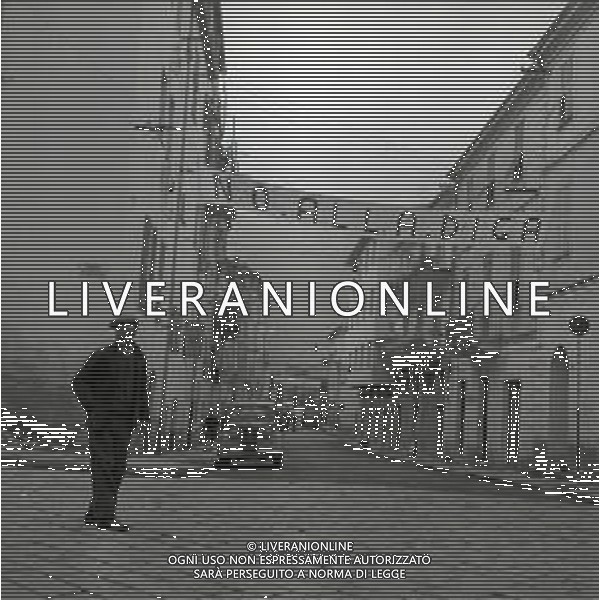 NEG-1963 ARMA DI TAGGIA LA BATTAGLIA DI SAN MARTINO PER LA COSTRUZIONE DELLA DIGA LA POPOLAZIONE NON LA VUOLE E PROTESTA IL GIORNO 11 NOVEMBRE 1963 VENGONO SOSPESI I LAVORI AG ALDO LIVERANI SAS