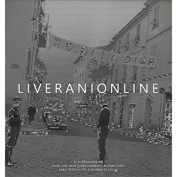 NEG-1963 ARMA DI TAGGIA LA BATTAGLIA DI SAN MARTINO PER LA COSTRUZIONE DELLA DIGA LA POPOLAZIONE NON LA VUOLE E PROTESTA IL GIORNO 11 NOVEMBRE 1963 VENGONO SOSPESI I LAVORI AG ALDO LIVERANI SAS