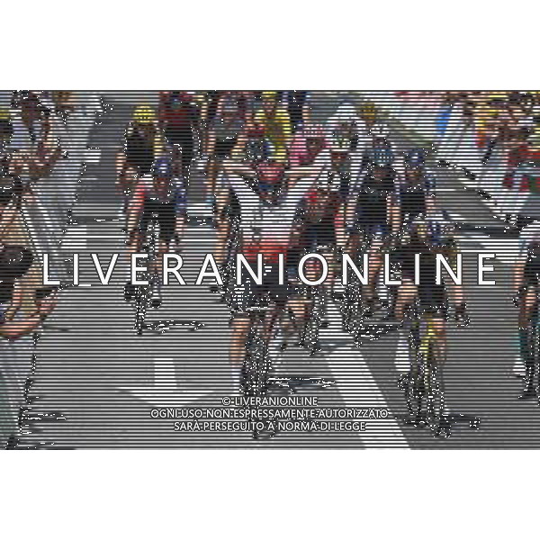 02-07-2023 Tour De France; Tappa 02 Vitoria Gasteiz - San Sebastian; 2023, Cofidis; 2023, Jumbo - Visma; Lafay, Victor; Van Aert, Wout; San Sebastian; ©SIROTTI / AGENZIA ALDO LIVERANI SAS