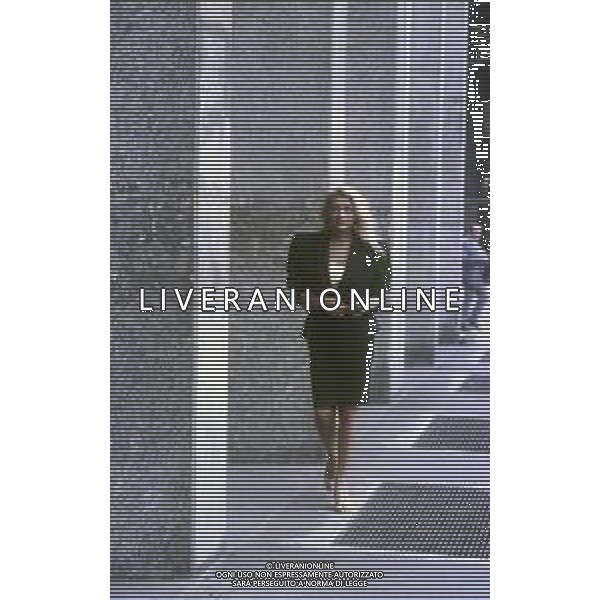 DIAP-RETROSPETTIVA MARA VENIER ATTIRCE E PRESENTATRICE TELEVISIVA NELLA FOTO MARA VENIER A MILANO AG ALDO LIVERANI SAS 