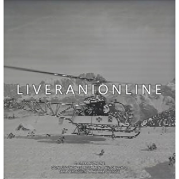 NEG-RETROSPETTIVA SOCCORSO ALPINO NELLA FOTO IL SOCCORSO ALPINO NELL\'ANNO 1966 AG ALDO LIVERANI SAS