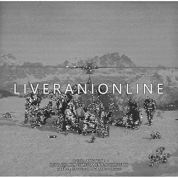 NEG-RETROSPETTIVA SOCCORSO ALPINO NELLA FOTO IL SOCCORSO ALPINO NELL\'ANNO 1966 AG ALDO LIVERANI SAS