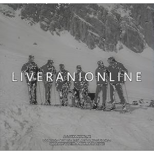 NEG-RETROSPETTIVA SOCCORSO ALPINO NELLA FOTO IL SOCCORSO ALPINO NELL\'ANNO 1966 AG ALDO LIVERANI SAS