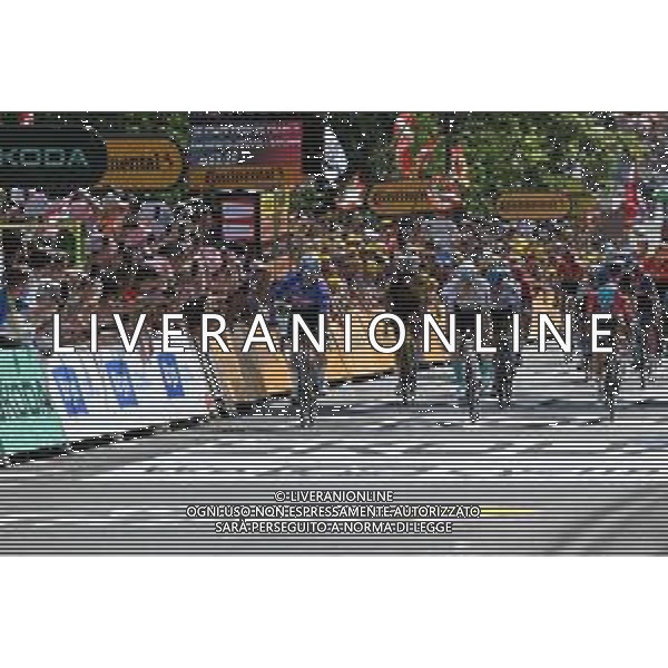 03-07-2023 Tour De France; Tappa 03 Amorebieta Etzano - Bayonne; 2023, Alpecin - Deceuninck; 2023, Bahrain - Victorious; 2023, Lotto - Dstny; Philipsen, Jasper; Bauhaus, Phil; Ewan, Caleb; Bayonne; ©SIROTTI/AGENZIA ALDO LIVERANI SAS