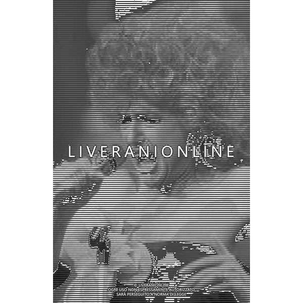 Neg- RETROSPETTIVA LORETTA GOGGI CANTANTE E CONDUTTRICE TELEVISIVA NELLA FOTO A SAINT VINCENT NEL 1987 AG ALDO LIVERANI SAS
