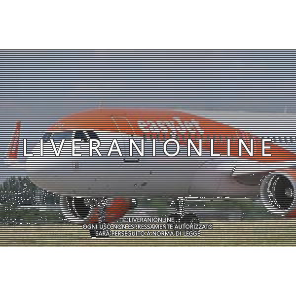 TVRG Aerei Milano Linate nella foto aereo EasyJet Segrate (Milano) 03-07-2023 Aerei in partenza e arrivo all\'aeroporto di Milano Linate foto Roberto Garavaglia/ag. Aldo Liverani sas/AGENZIA ALDO LIVERANI SAS