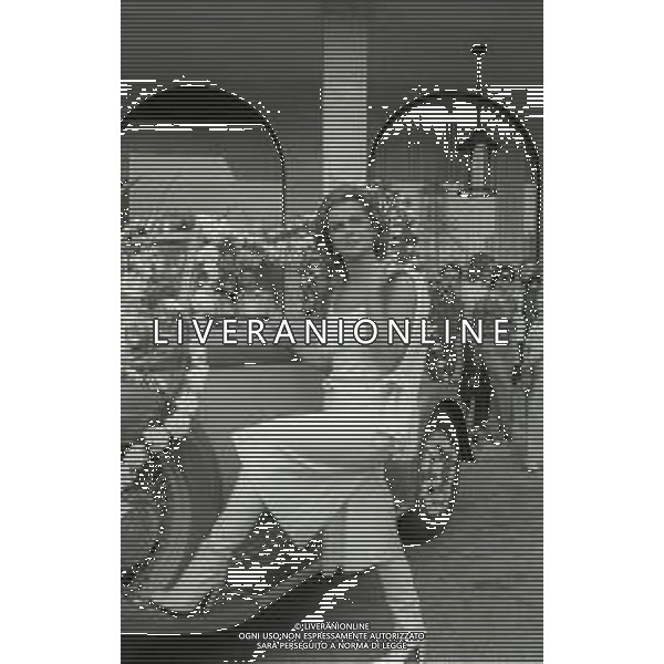 NEG-RETROSPETTIVA ANN MARGRET ATTRICE NELLA FOTO ANN MARGRET PSEUDONIMO DI ANN MARGRET OLSSON A CANNES NELL\'ANNO 1975 AG ALDO LIVERANI SAS