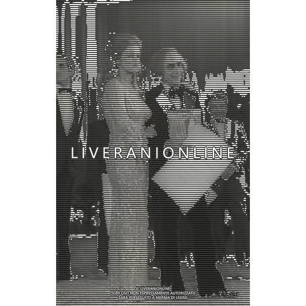 NEG-RETROSPETTIVA ANN MARGRET ATTRICE NELLA FOTO ANN MARGRET PSEUDONIMO DI ANN MARGRET OLSSON A CANNES NELL\'ANNO 1975 CON BOB FOSSE AG ALDO LIVERANI SAS