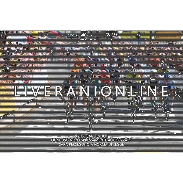07-07-2023 Tour De France; Tappa 07 Mont De Marsan - Bordeaux; 2023, Alpecin - Deceuninck; 2023, Astana Qazaqstan; 2023, Intermarche - Circus Wanty; 2023, Arkea - Samsic; 2023, Jayco - Alula; Philipsen, Jasper; Cavendish, Mark; Gyrmai Hailu, Biniam; Mozzato, Luca; Groenewegen, Dylan; Bordeaux; ©SIROTTI / AGENZIA ALDO LIVERANI SAS