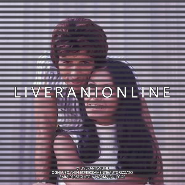 COL-RETROSPETTIVA DON BACKY PSEUDONIMO DI ALDO CAPONI CANTAUTORE ATTORE E SCRITTORE  NELLA FOTO DON BACKY CON LA MOGLIE LILIANA PETRALIA AG ALDO LIVERANI SAS 