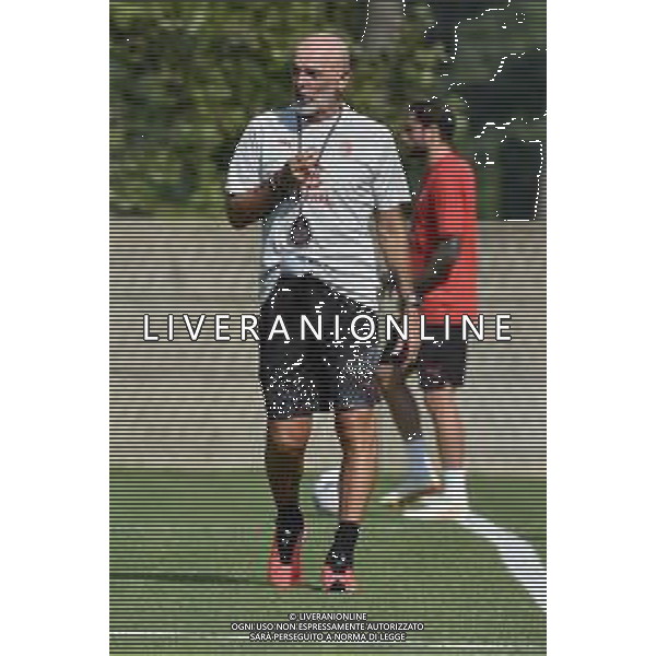 TVRG Allenamento Milan nella foto Stefano Pioli allenatore Milan Carnago (VA) 10-07-2023 Primo allenamento del Milan in vista della stagione 2023-2024 foto Roberto Garavaglia/ag. Aldo Liverani sas/ AGENZIA ALDO LIVERANI SAS