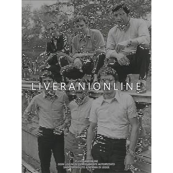 ST-RETROSPETTIVA DON BACKY PSEUDONIMO DI ALDO CAPONI CANTAUTORE ATTORE E SCRITTORE  NELLA FOTO DON BACKY CON IL SUO COMPLESSO I FUGGIASCHI ANNI 1960-1965 AG ALDO LIVERANI SAS 