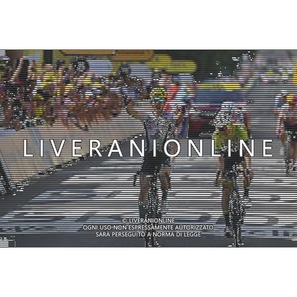 11-07-2023 Tour De France; Tappa 10 Vulcania - Issoire; 2023, Bahrain - Victorious; 2023, Intermarche - Circus Wanty; Bilbao, Peio; Zimmermann, Georg; Issoire; ©SIROTTI / AGENZIA ALDO LIVERANI SAS
