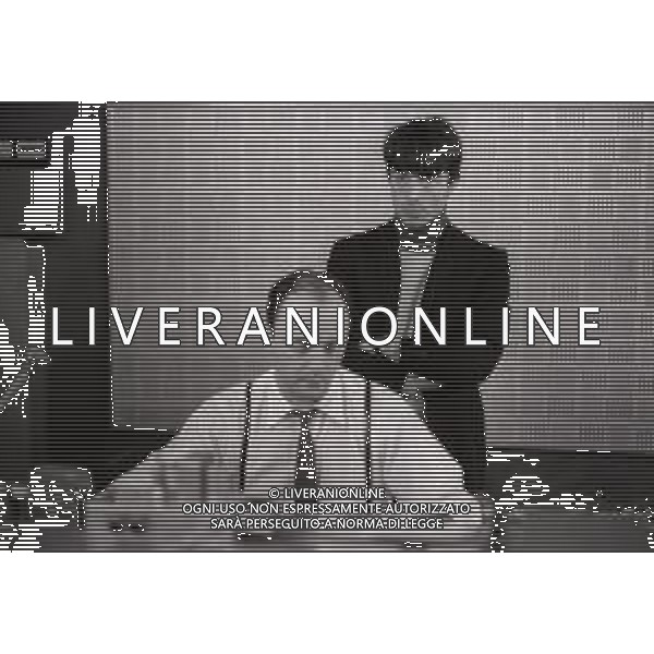RETROSPETTIVA DON BACKY PSEUDONIMO DI ALDO CAPONI CANTAUTORE ATTORE E SCRITTORE NELLA FOTO DON BACKY A MILANO NELL\'ANNO 1966 IN SALA D INCISIONE AG ALDO LIVERANI SAS