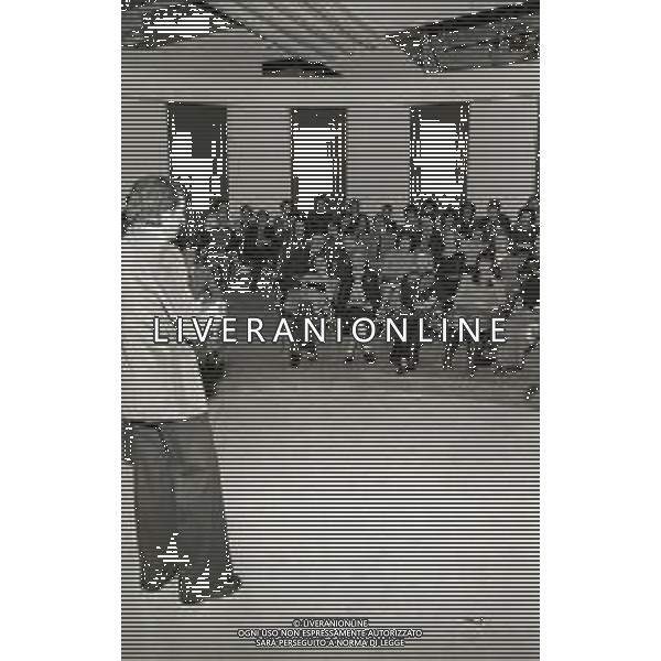 NEG-RETROSPETTIVA MIKE BONGIORNO PRESENTATORE TELEVISIVO NELLA FOTO MIKE BONGIORNO NELL\'ANNO 1974 A MILANO TRASMISSIONE TELEVISIVA RISCHIATUTTO AG ALDO LIVERANI SAS  