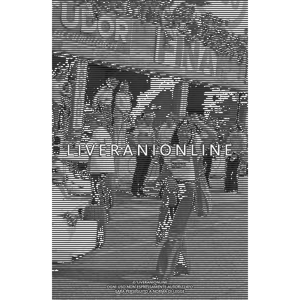 Neg- GRAN PREMIO D\'ITALIA 1975 CAMPIONATO MONDIALE DI FORMULA 1 MONZA - RETROSPETTIVA NELLA FOTO SABINA CIUFFINI AI BOX AG ALDO LIVERANI SAS