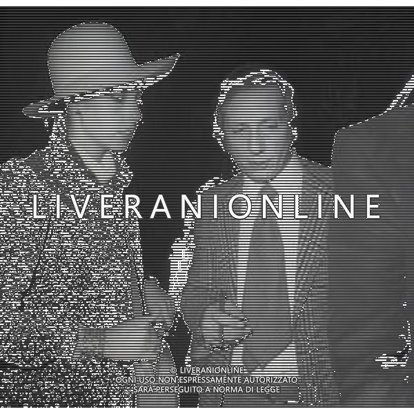 NEG-RETROSPETTIVA MIKE BONGIORNO PRESENTATORE TELEVISIVO NELLA FOTO MIKE BONGIORNO CON DANIELA ZUCCOLI AL CIRCO NELL\'ANNO 1972 AG ALDO LIVERANI SAS   