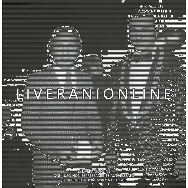NEG-RETROSPETTIVA MIKE BONGIORNO PRESENTATORE TELEVISIVO NELLA FOTO MIKE BONGIORNO CON DANIELA ZUCCOLI AL CIRCO NELL\'ANNO 1972 AG ALDO LIVERANI SAS    