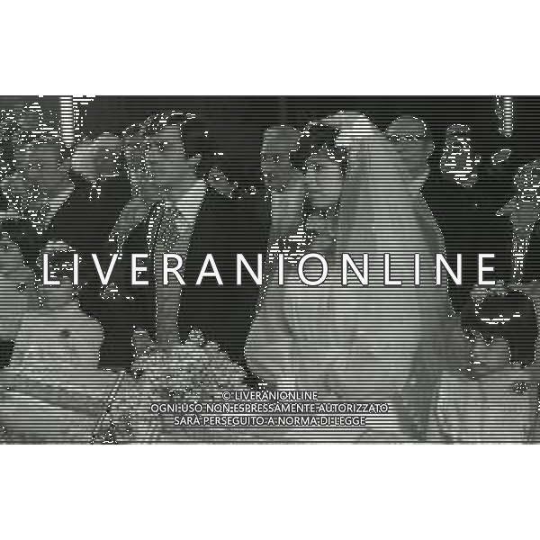 NEG-RETROSPETTIVA MIKE BONGIORNO PRESENTATORE TELEVISIVO NELLA FOTO MIKE BONGIORNO CON DANIELA ZUCCOLI NELL\'ANNO 1977 AD AGRATE BRIANZA AL MATRIMONIO DI MINO REITANO AG ALDO LIVERANI SAS  