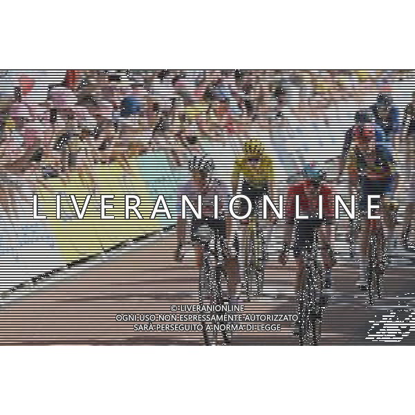 13-07-2023 Tour De France; Tappa 12 Roanne - Belleville En Beaujoulais; 2023, Uae Emirates; 2023, Jumbo - Visma; Pogacar, Tadej; Vingegaard, Jonas; Belleville En Beaujoulais; ©SIROTTI / AGENZIA ALDO LIVERANI SAS
