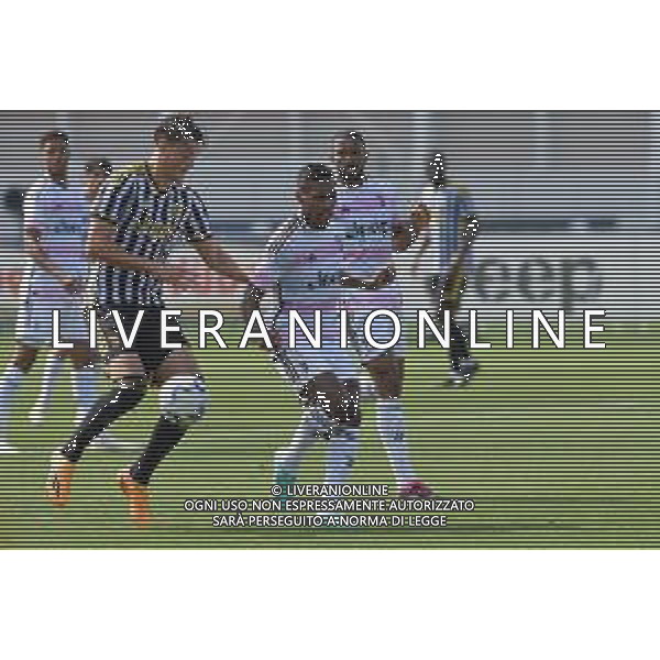 TVMV-Torino 15.07.2023 Continassa © Manuela Viganti/Agenzia Aldo Liverani Allenamento Juventus ritiro estivo 2023/2024 Nella foto: alex sandro ©Viganti/AGENZIA ALDO LIVERANI SAS