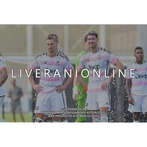 TVMV-Torino 15.07.2023 Continassa © Manuela Viganti/Agenzia Aldo Liverani Allenamento Juventus ritiro estivo 2023/2024 Nella foto: arkadiusz milik e dusan vlahovic ©Viganti/AGENZIA ALDO LIVERANI SAS