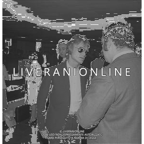 Neg- RETROSPETTIVA CLAUDE FRANCOIS (CLOCLO) CANTANTE FRANCESE NELLA FOTO AL SUO ARRIVO ALL\'AEROPORTO DI LINATE MILANO NELL\'ANNO 1968 AG ALDO LIVERANI SAS
