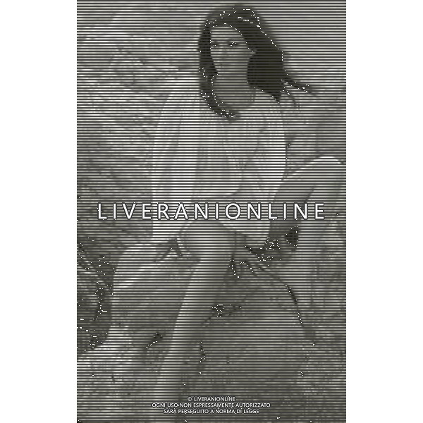 NEG-1970 TAORMINA-RETROSPETTIVA EDWIGE FENECH ATTRICE NELLA FOTO EDWIGE FENECH AG ALDO LIVERANI SAS