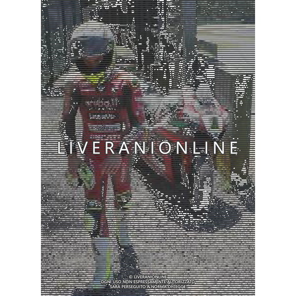 IMOLA 16 07 2023 AUTODROMO ENZO E DINO FERRARI CAMPIONATO DEL MONDO SUPERBIKE GARA 2 VINCITORE TOPRAL RAZGATLIOGLU NELLA FOTO ALVARO BAUTISTA DOPO LA CADUTA FOTOGIANNI SANNA-AG ALDO LIVERANI SAS