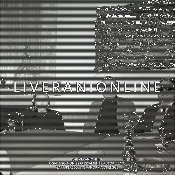 NEG-RETROSPETTIVA RACHELE MUSSOLINI MOGLIE DI BENITO MUSSOLINI NELLA FOTO RACHELE MUSSOLINI A PREDAPPIO NELL\'ANNO 1964 CON IL FIGLIO VITTORIO AG ALDO LIVERANI SAS