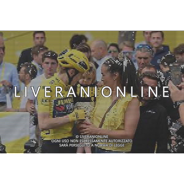 23-07-2023 Tour De France; Tappa 21 Saint Quentin En Yvelines - Paris; 2023, Jumbo - Visma; Vingegaard, Jonas; Moglie Vingegaard, Jonas; Figlia Vingegaard, Jonas; Paris; ©SIROTTI/AGENZIA ALDO LIVERANI SAS