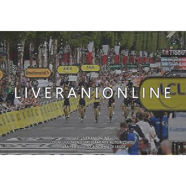 23-07-2023 Tour De France; Tappa 21 Saint Quentin En Yvelines - Paris; 2023, Jumbo - Visma; Vingegaard, Jonas; Paris; ©SIROTTI/AGENZIA ALDO LIVERANI SAS