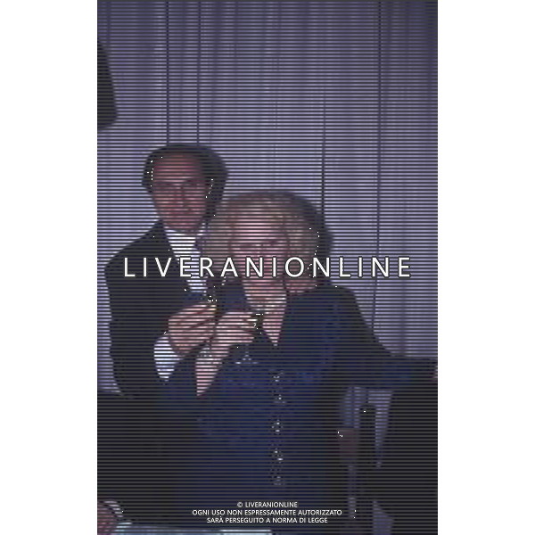 DIAP-RETROSPETTIVA PIPPO BAUDO PRESENTATORE TELEVISIVO NELLA FOTO PIPPO BAUDO E KATIA RICCIARELLI AG ALDO LIVERANI SAS