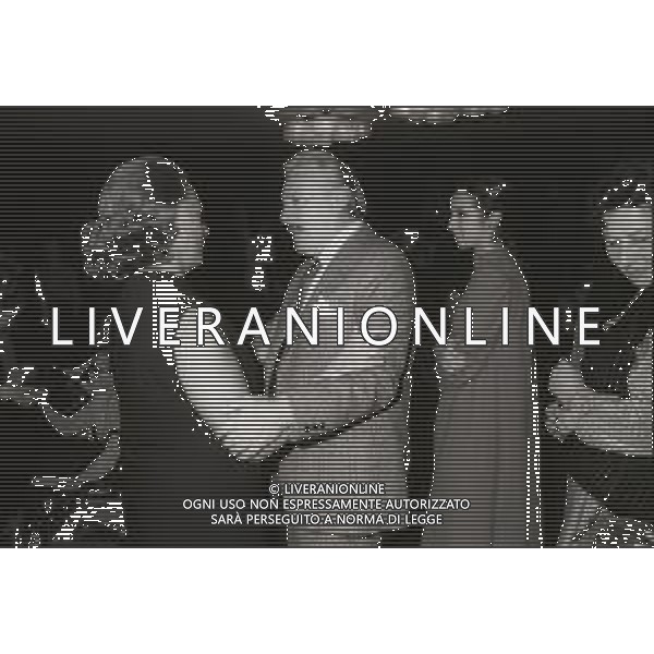 NEG-RETROSPETTIVA RENATA REBALDI CANTANTE LIRICA NELLA FOTO RENATA TEBALDI A SIRMIONE AL RADUNO LIRICO NELL\'ANNO 1981 CON MARIO DEL MONACO AG ALDO LIVERANI SAS 