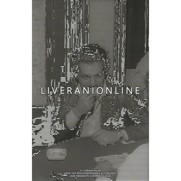 NEG-RETROSPETTIVA OMAR SHARIF ATTORE E GIOCATORE DI BRIDGE NELLA FOTO OMAR SHARIF A VENEZIA NELL\'ANNO 1972 AG ALDO LIVERANI SAS 