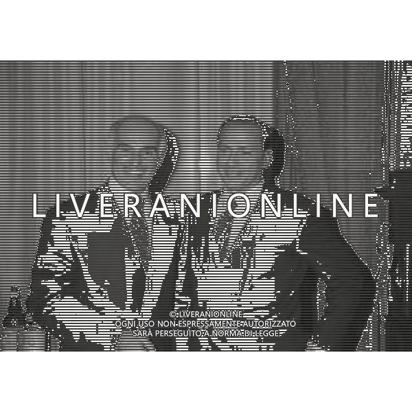 RETROSPETTIVA ARRIGO SACCHI ALLENATORE NAZIONALE ITALIANA CALCIO 1994 NELLA FOTO ARRIGO SACCHI CON SILVIO BERLUSCONI AG ALDO LIVERANI SAS