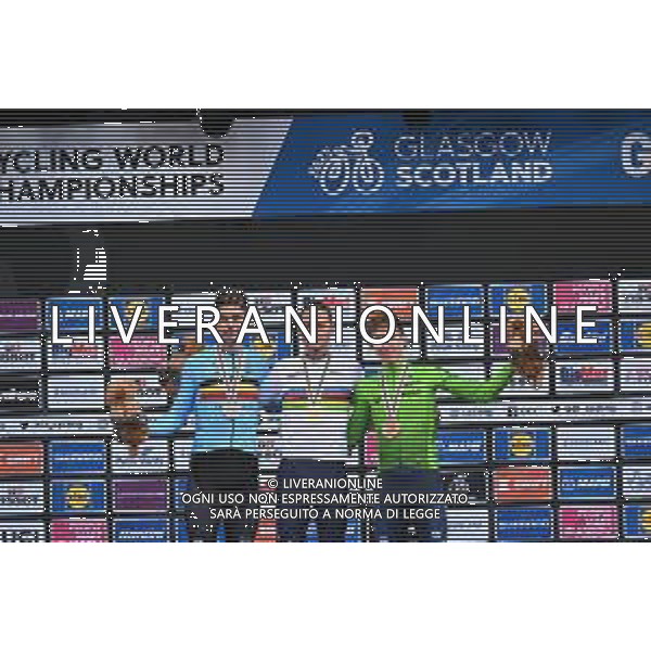 06-08-2023 World Championships Elite; 2023, Alpecin - Deceuninck; 2023, Jumbo - Visma; 2023, Uae Emirates; Van Der Poel, Mathieu; Van Aert, Wout; Pogacar, Tadej; Glasgow; ©SIROTTI/AGENZIA ALDO LIVERANI SAS